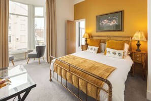 Bügeleisen/Bügelbrett, WLAN, Bettwäsche