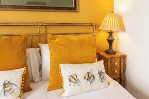 Bügeleisen/Bügelbrett, WLAN, Bettwäsche