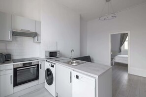 Fridge, microwave, oven, stovetop - Host & Stay | Aberdeen Walk Apartment (Scarborough)