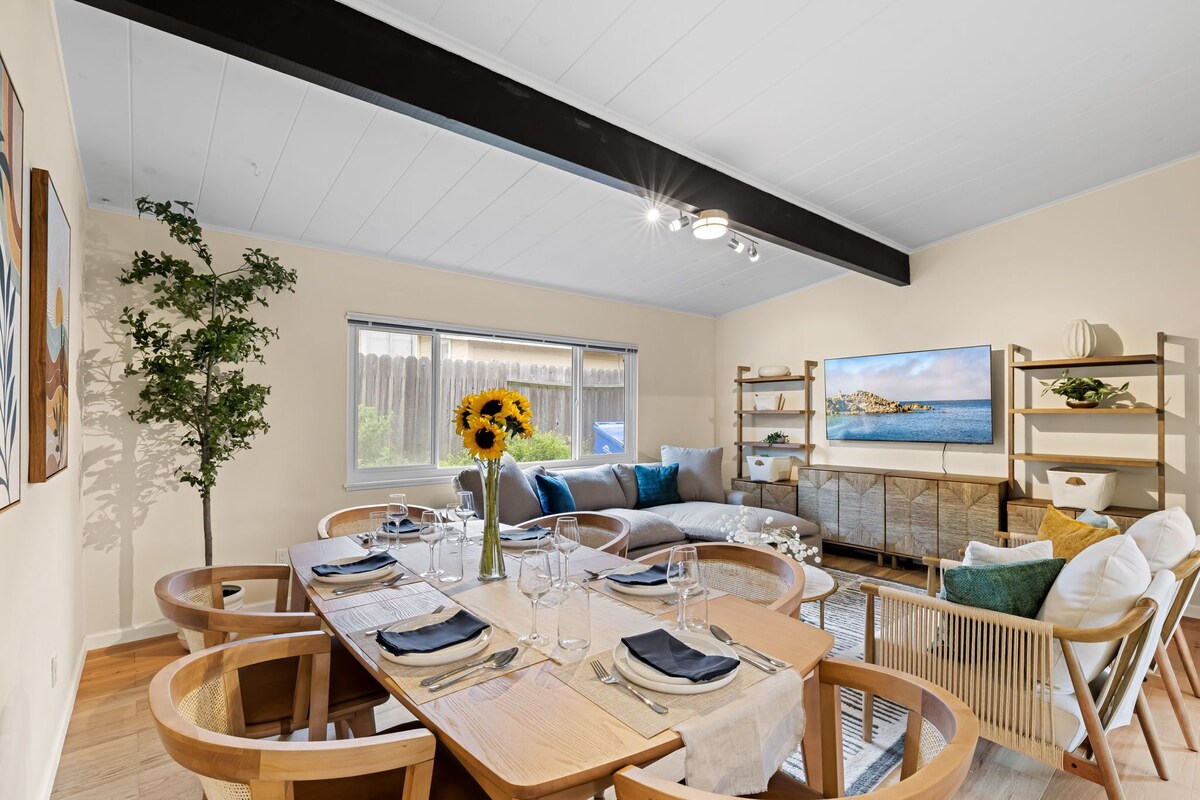 Photo 5 of 3841 Bodhi Tree - Updated and Newly Furnished