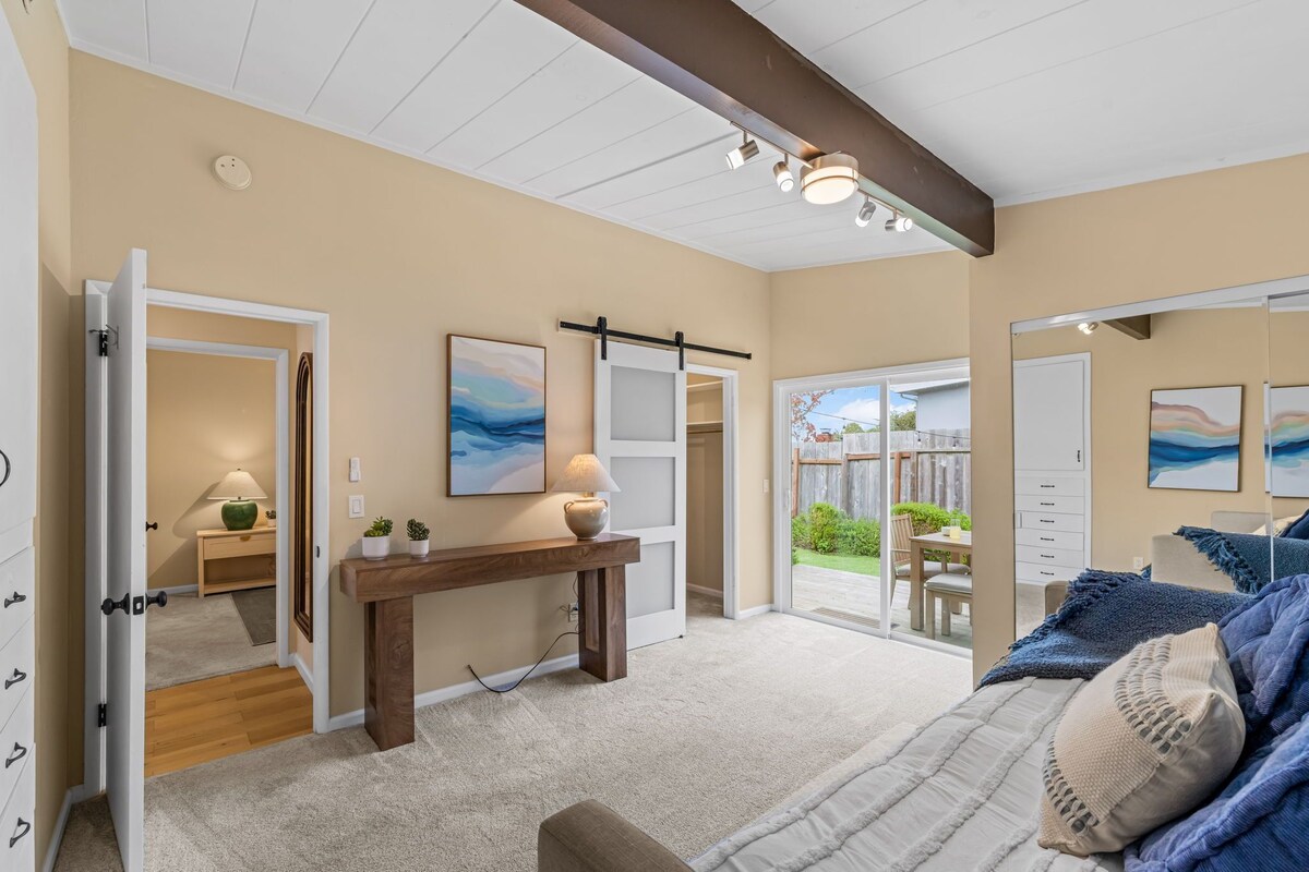 Photo 25 of 3841 Bodhi Tree - Updated and Newly Furnished