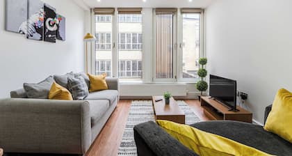 Host & Stay | Maple Court