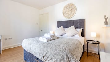 2 間睡房、熨斗/熨衫板、Wi-Fi、床單