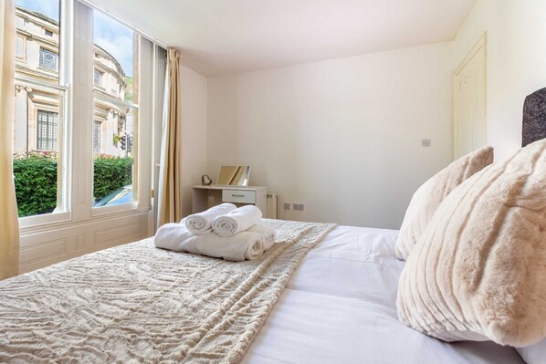 2 Schlafzimmer, Bügeleisen/Bügelbrett, WLAN, Bettwäsche