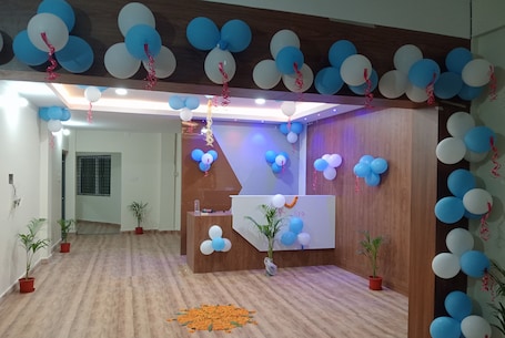 基础双人房 | 办公桌