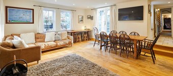 Host & Stay | Newton Cottage