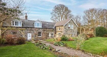 Host & Stay | Newton Cottage