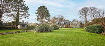 Host & Stay | Newton Cottage