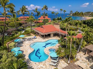 A heated pool - Wailea Point Contemporary 2 Bedroom+Loft/3 Bath Oceanview Condominium (Wailea)