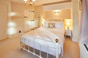 4 bedrooms, iron/ironing board, travel crib, WiFi