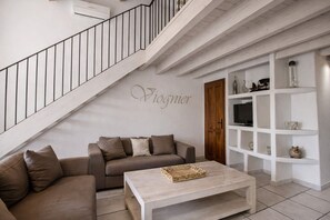 Televisión y impresora 