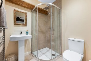 Shower, hair dryer - Host & Stay | The Barn - Upper Farm (Buxton)