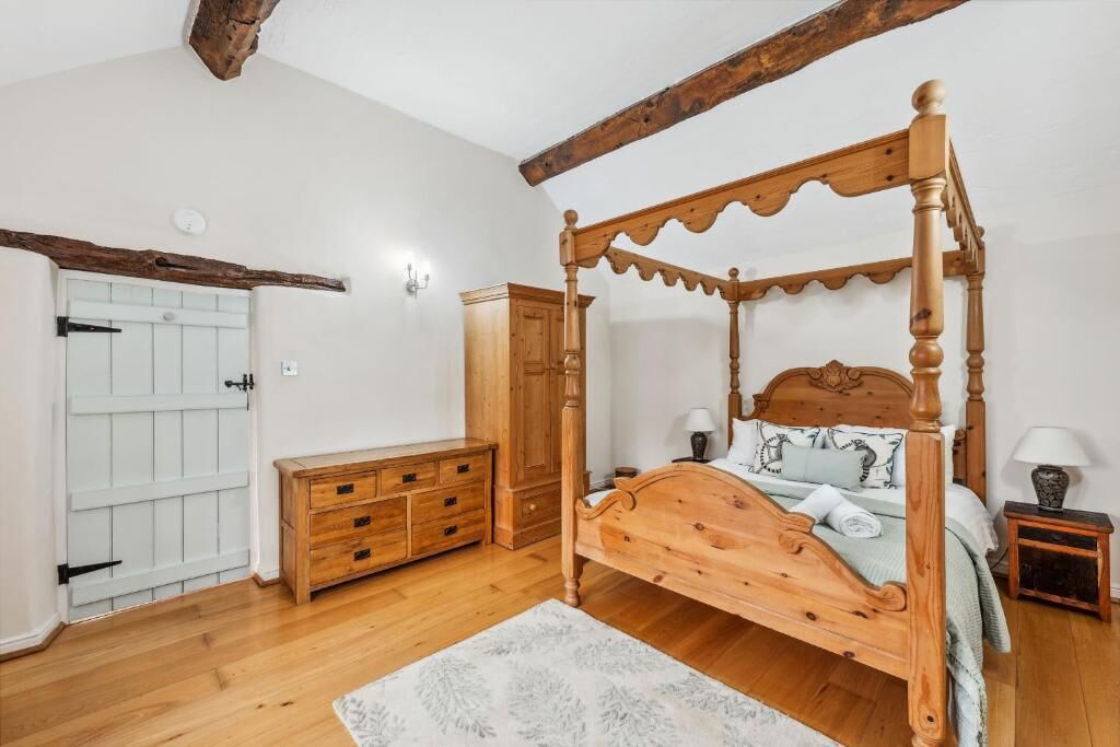 3 Schlafzimmer, Bügeleisen/Bügelbrett, WLAN, Bettwäsche