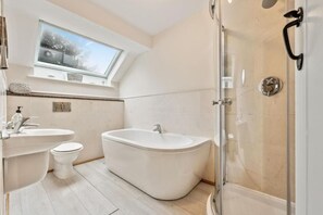 Een douche, een haardroger