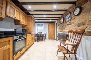 Fridge, microwave, oven, cookware/dishes/utensils - Host & Stay | Well Farm Cottage (Higham)