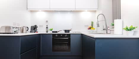 Fridge, microwave, oven, dishwasher