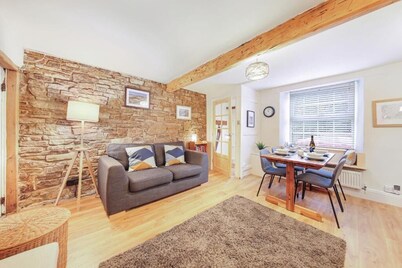 Host & Stay | Batemill Cottage