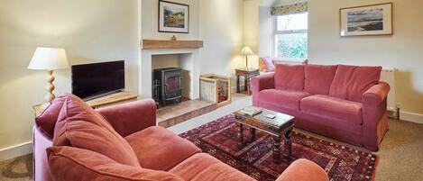 Fernseher, Kamin, Arbeitsbereiche