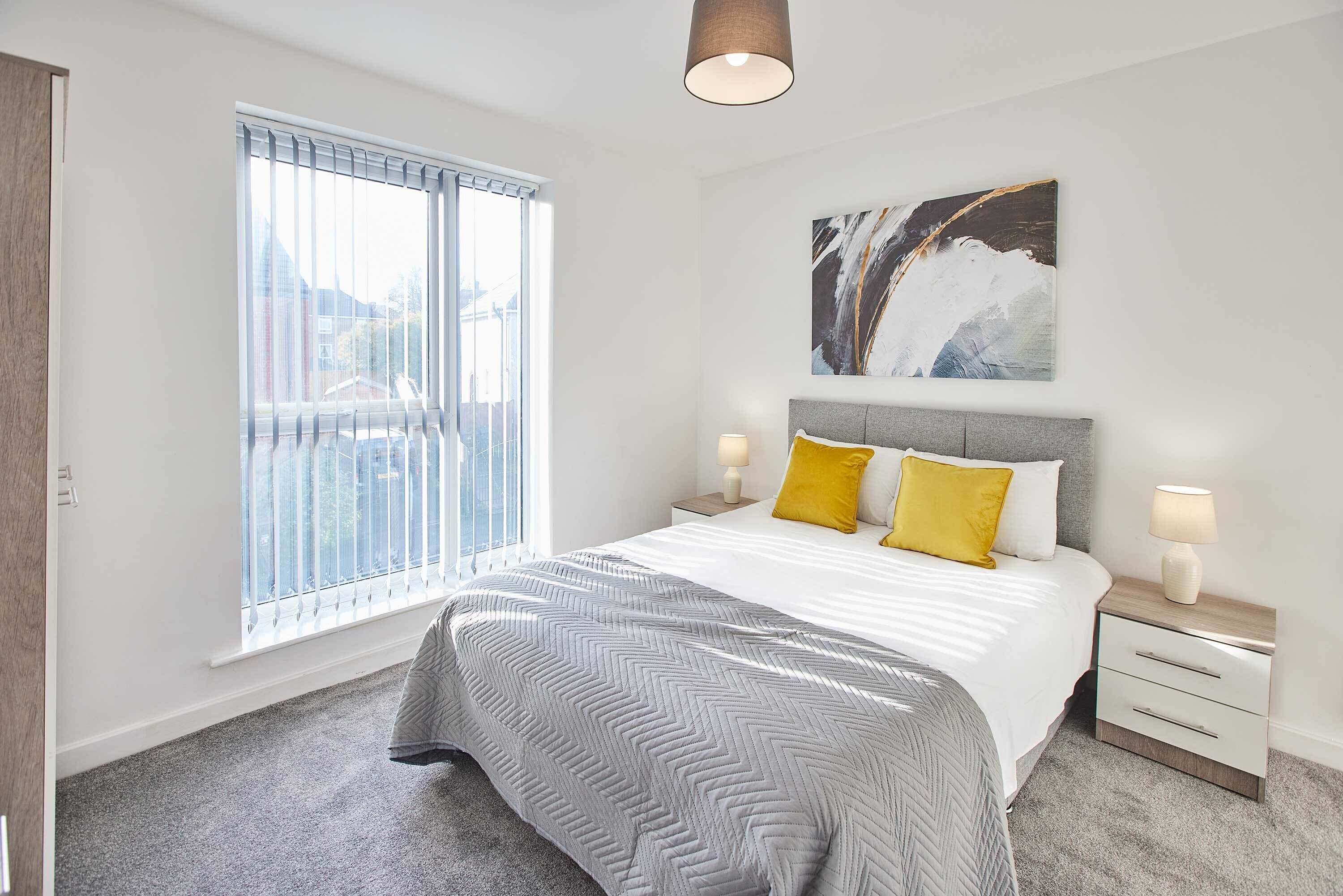 5 Schlafzimmer, Bügeleisen/Bügelbrett, Reisekinderbett, Bettwäsche