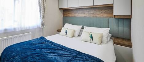 2 slaapkamers, een strijkplank/strijkijzer, reisbedje, wifi