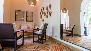 Interior - Dar Z5, Medina, swimming pool, rooftop, staff (Marrakech)