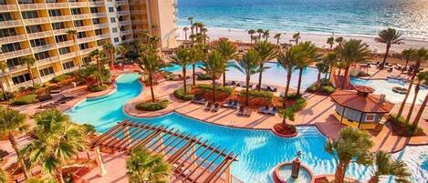 Inomhuspool och uppvärmd pool