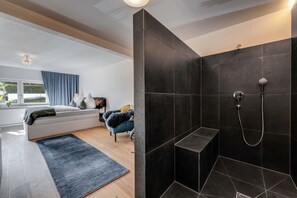 Hårføner og håndklær