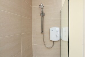 Bathroom - 2 Bedroom House - Sleeps 4 - Free Parking, Wifi (Leicester)