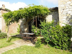 Front of property - Appartamento Il Fienile Del Sole (Monteleone d'Orvieto)