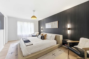 3 chambres, fer et planche Ă repasser, Wi-Fi, draps fournis