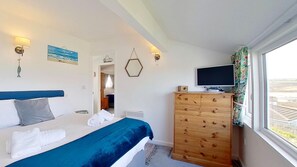 2 bedrooms, iron/ironing board, internet, bed sheets - D14 Ridgeway, Riviere Towans (Hayle)