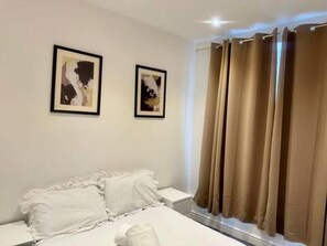 Apartment | 2 bedrooms, iron/ironing board, free WiFi, bed sheets - Lewisham - Apartment - Sleeps 5 - Central Location (London)
