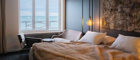 Caja de seguridad en la habitación y sistema de insonorización