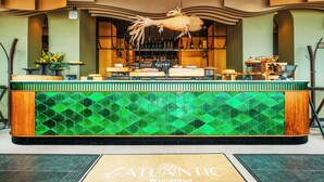 Bar (on property) - Hôtel Atlantic (Wimereux)
