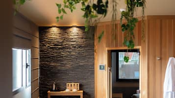 Hot stone massages, prenatal massages, massages