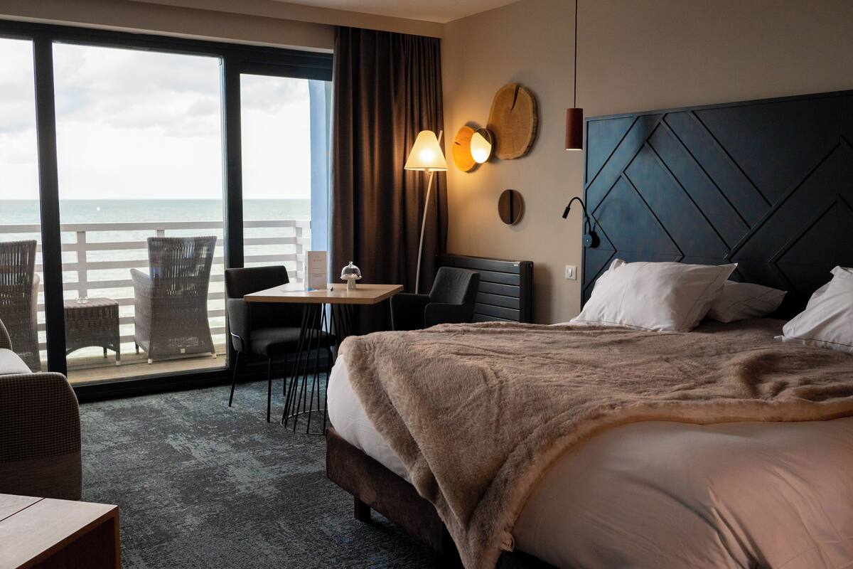 Chambre Double Supérieure, balcon, vue mer | Minibar, coffres-forts dans les chambres, chambres insonorisées