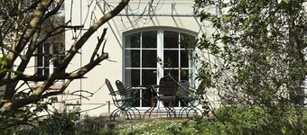 Remise ground floor - garden apartment with wood-burning stove and terrace