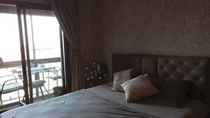 1 室のベッドルーム、WiFi、ベッドシーツ