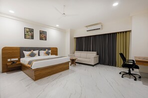 Premium Room | In-room safe, desk, soundproofing, iron/ironing board - Lemonridge Hotels IDPL Balanagar (Hyderabad)