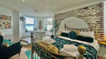 Cottage | 1 bedroom, iron/ironing board, free WiFi, bed sheets