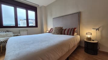 2 habitaciones, tabla de planchar con plancha y wifi gratis