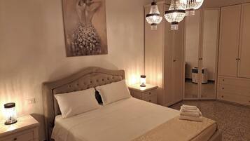 2 Schlafzimmer, Zimmersafe, Bügeleisen/Bügelbrett, kostenloses WLAN