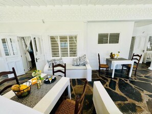 Dining - Two bed rooms ensuite with bathroom #1 (Watamu)