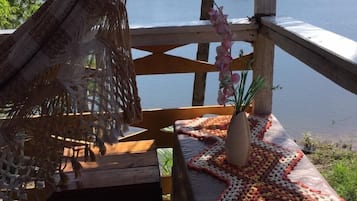 Cabana clássica, sacada | Terraço/pátio