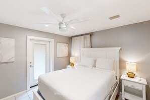 3 chambres, fer et planche à repasser, accès Internet, draps fournis