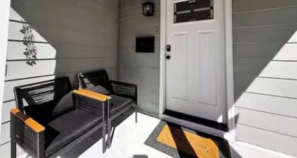 Charming Downtown Retreat