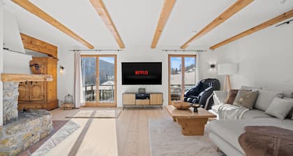 A&Y luxury chalet with sauna & whirlpool, ideal for families & nature lovers in Davos