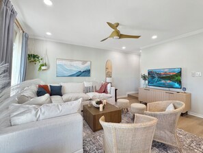 スマートテレビ、テレビゲーム、書斎 / ワークスペース、PC モニター