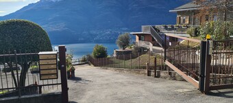 CASA "INCANTO" Charming house with breathtaking views of Lake Como.