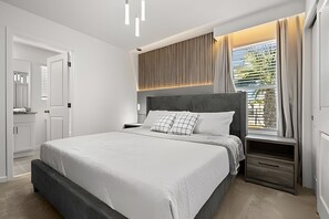 6 bedrooms, desk, iron/ironing board, bed sheets - Solara Resort Unique Experience 6BD Home (Kissimmee)